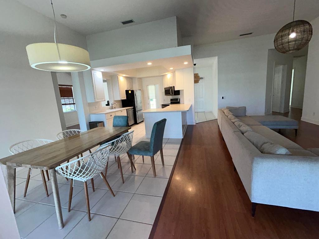 8455 Belize Pl Wellington, FL 33414