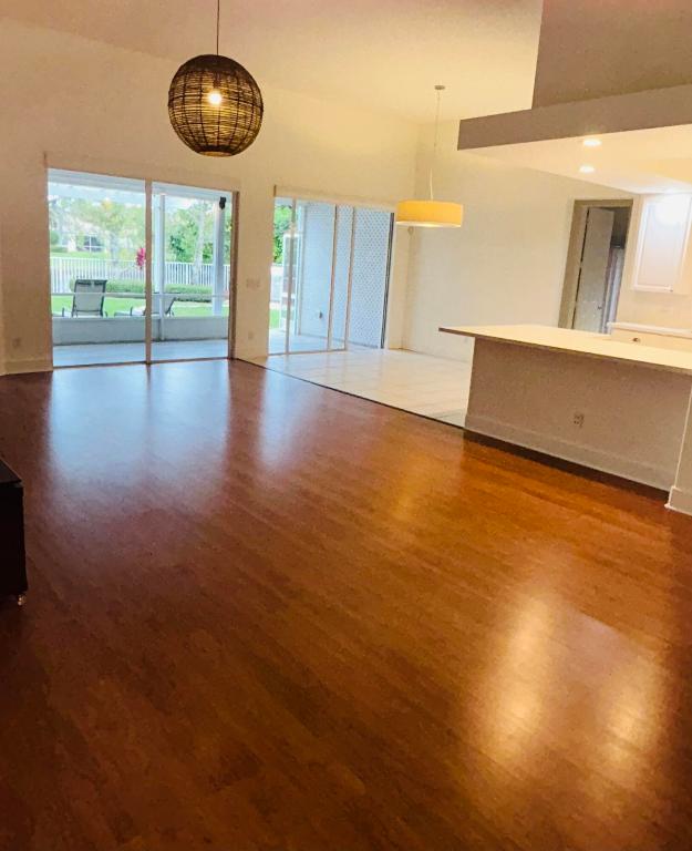 8455 Belize Pl Wellington, FL 33414