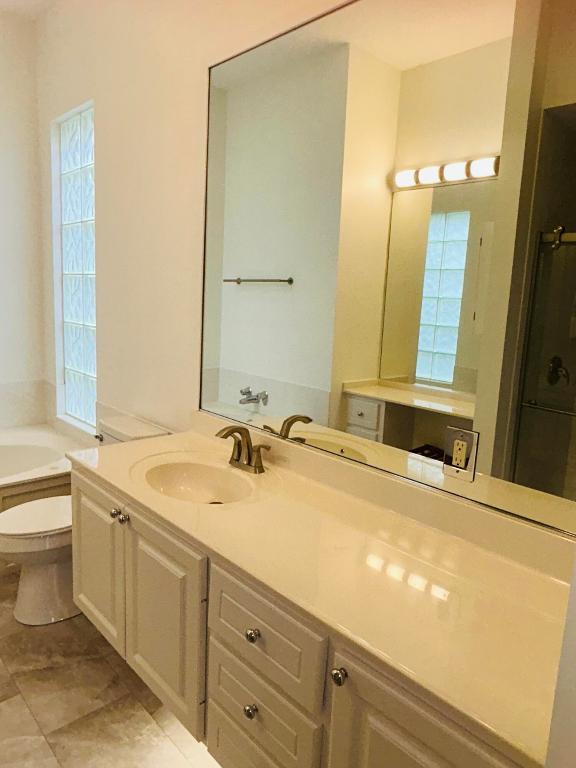 8455 Belize Pl Wellington, FL 33414