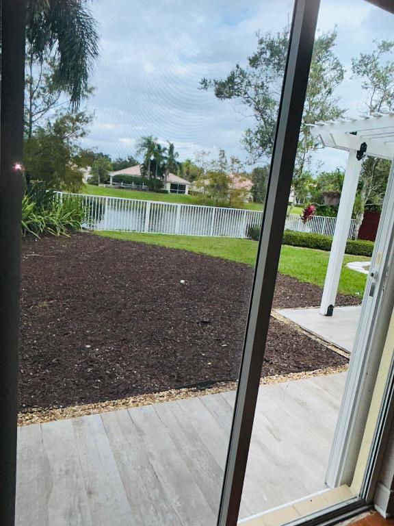 8455 Belize Pl Wellington, FL 33414