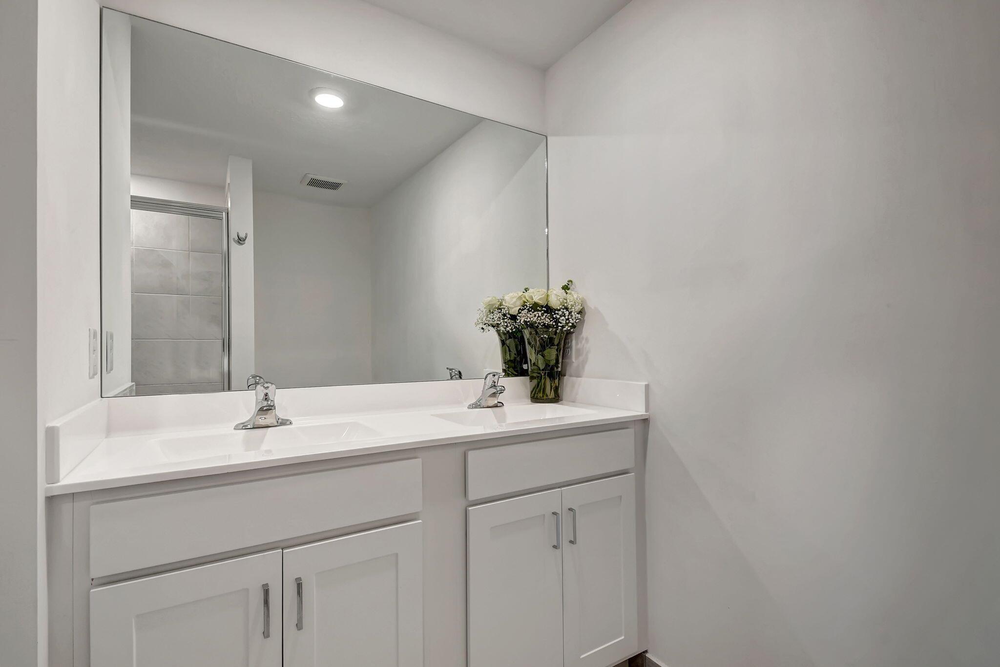 6851 Broadwater Ln Lake Worth, FL 33467