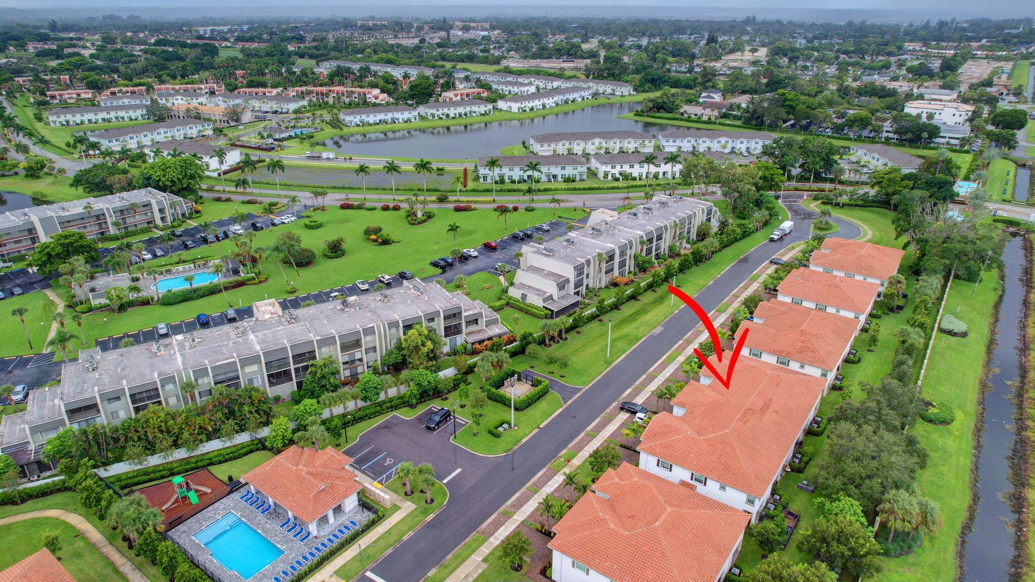 6851 Broadwater Ln Lake Worth, FL 33467