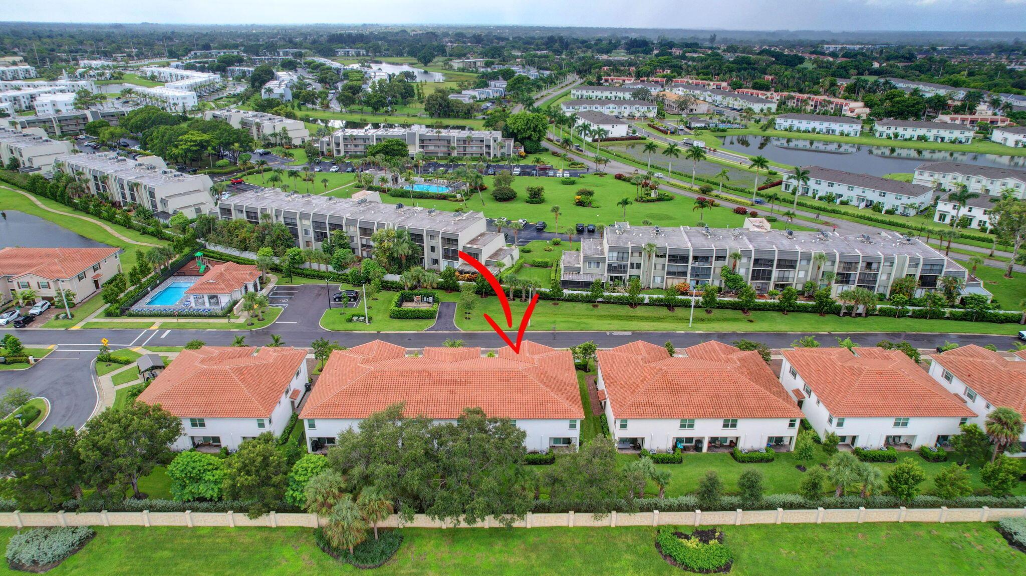 6851 Broadwater Ln Lake Worth, FL 33467