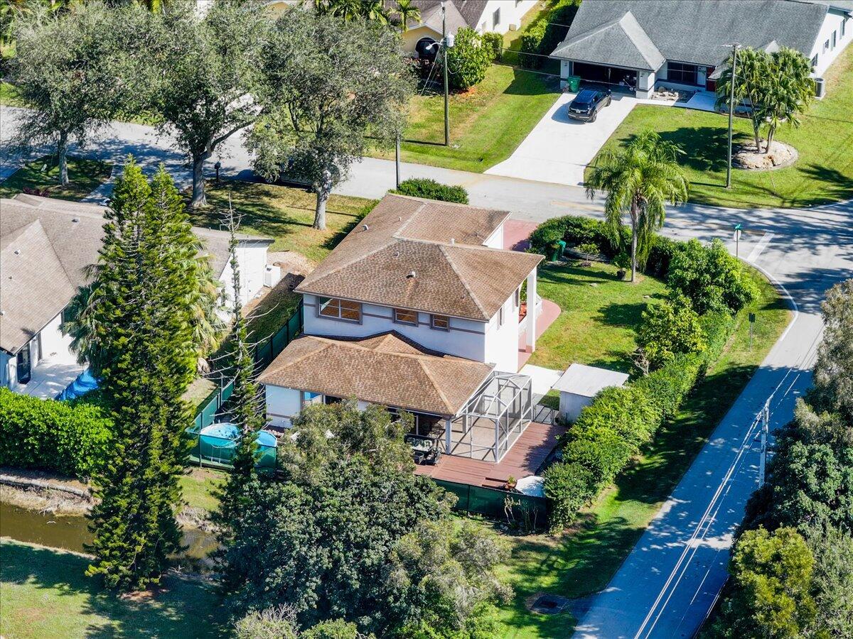 2151 NW 121st Ave Plantation, FL 33323