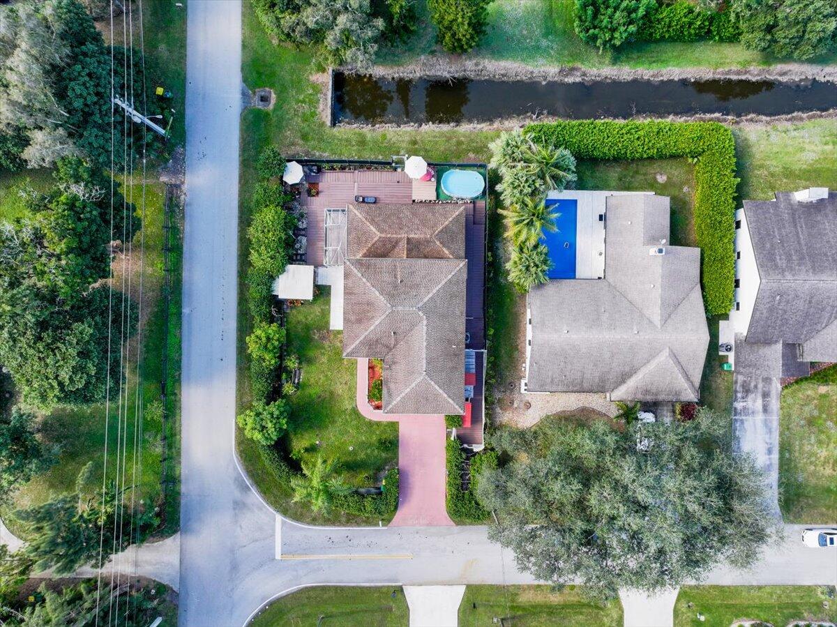 2151 NW 121st Ave Plantation, FL 33323