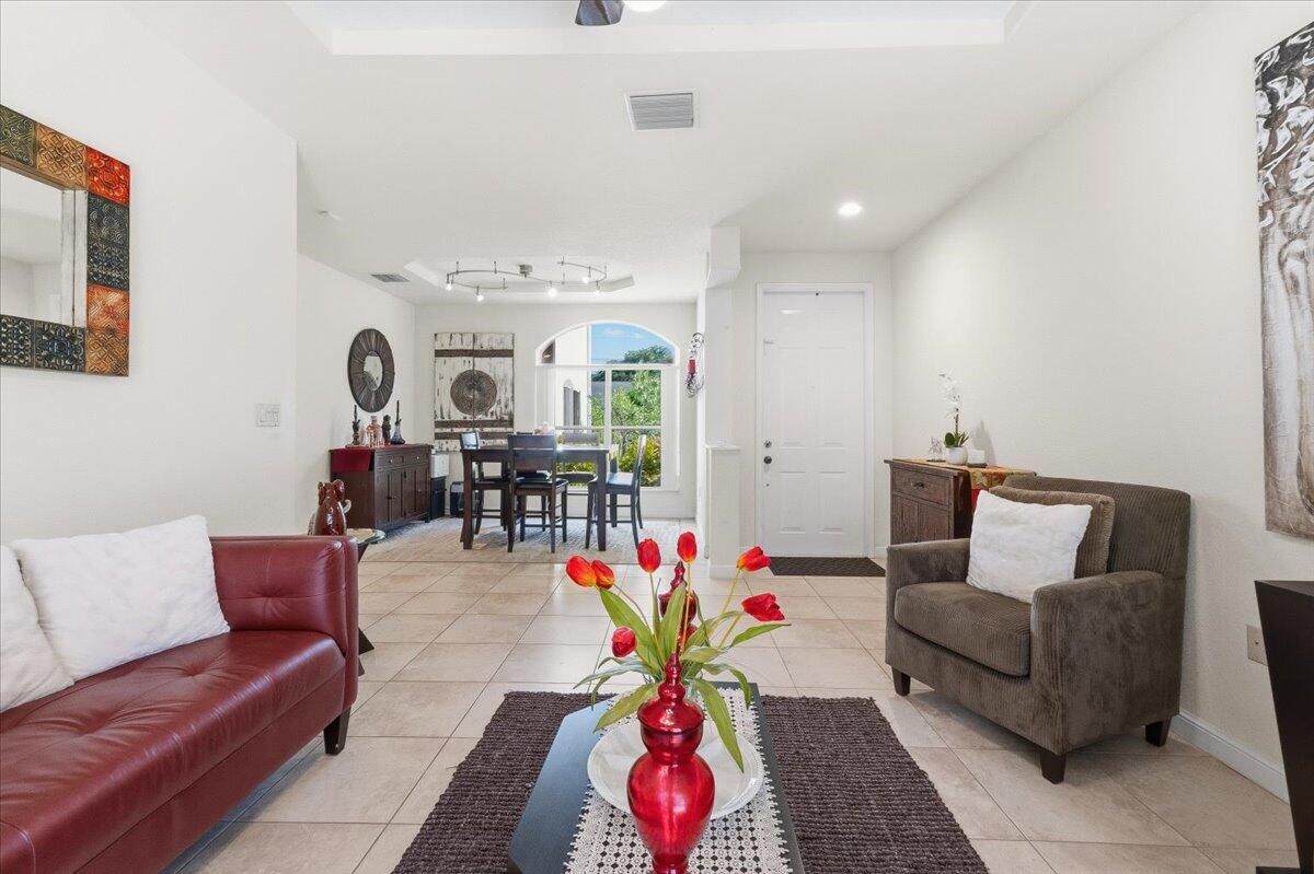 2151 NW 121st Ave Plantation, FL 33323