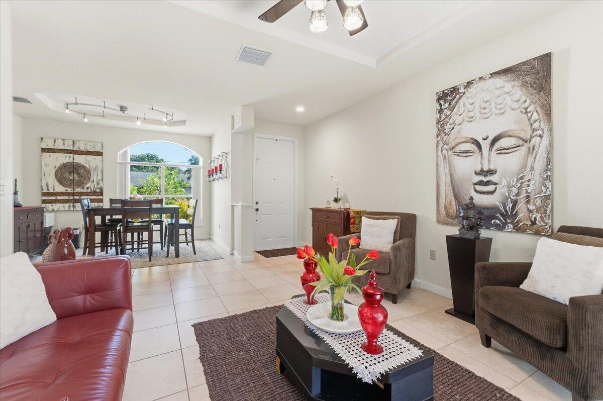 2151 NW 121st Ave Plantation, FL 33323