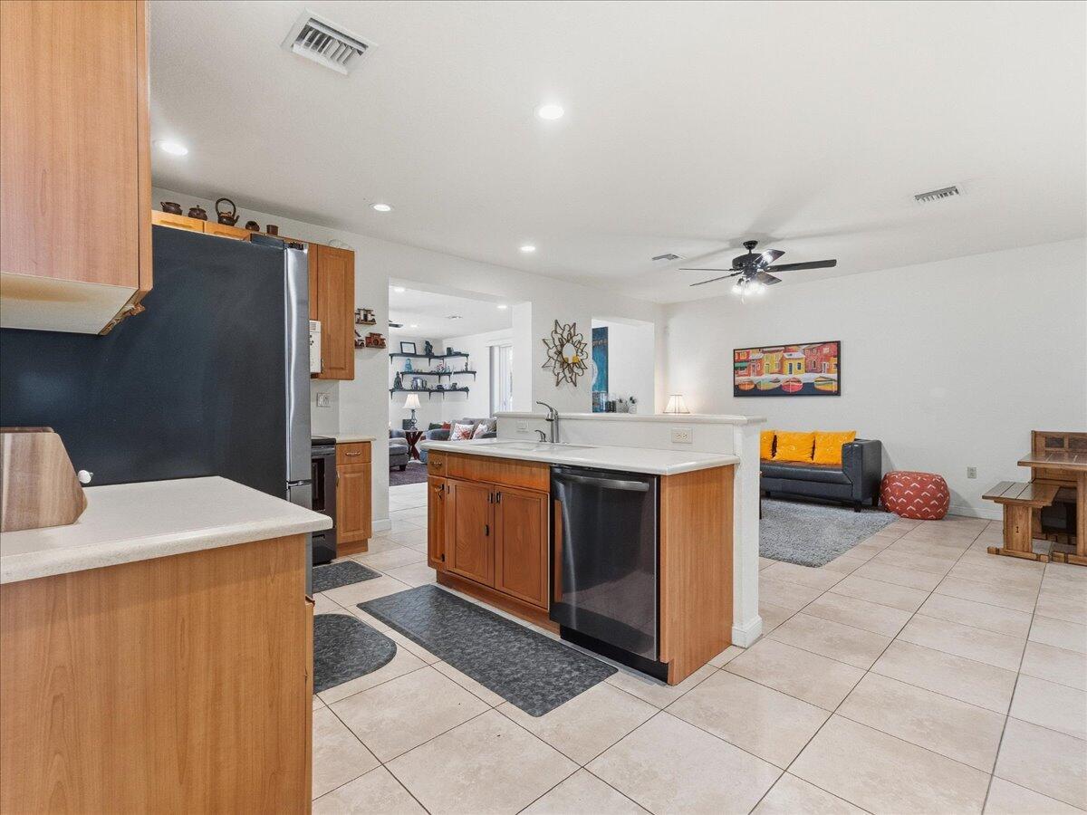 2151 NW 121st Ave Plantation, FL 33323