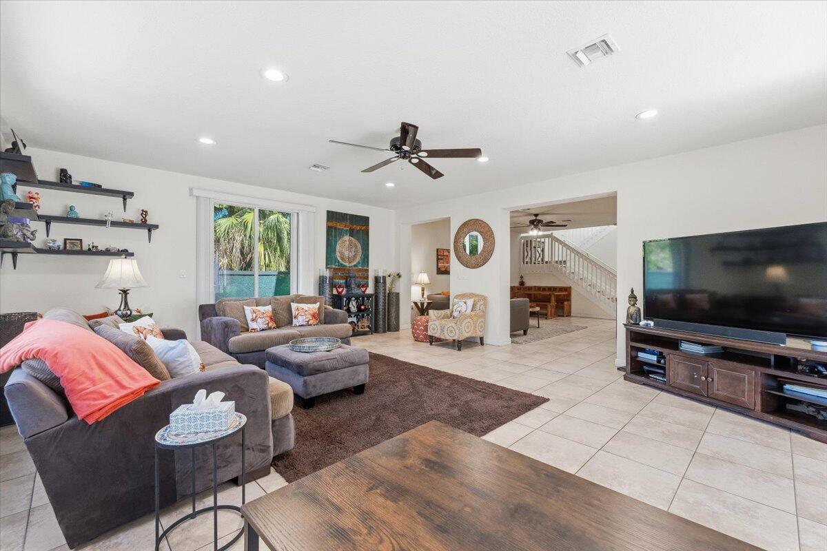 2151 NW 121st Ave Plantation, FL 33323