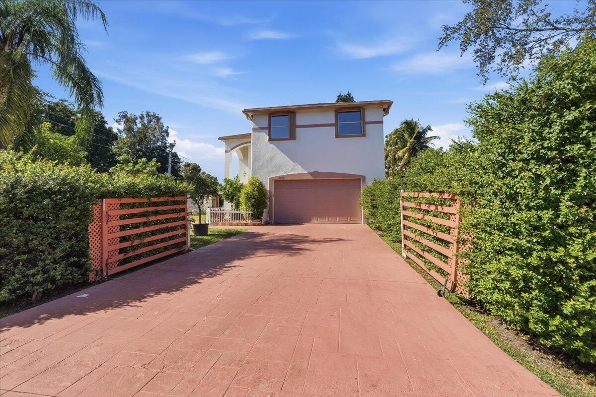 2151 NW 121st Ave Plantation, FL 33323