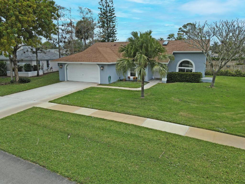 1068 Northumberland Ct Wellington, FL 33414