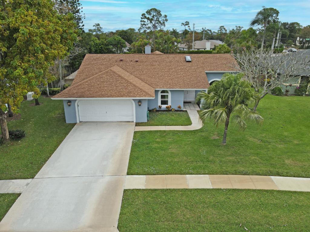 1068 Northumberland Ct Wellington, FL 33414