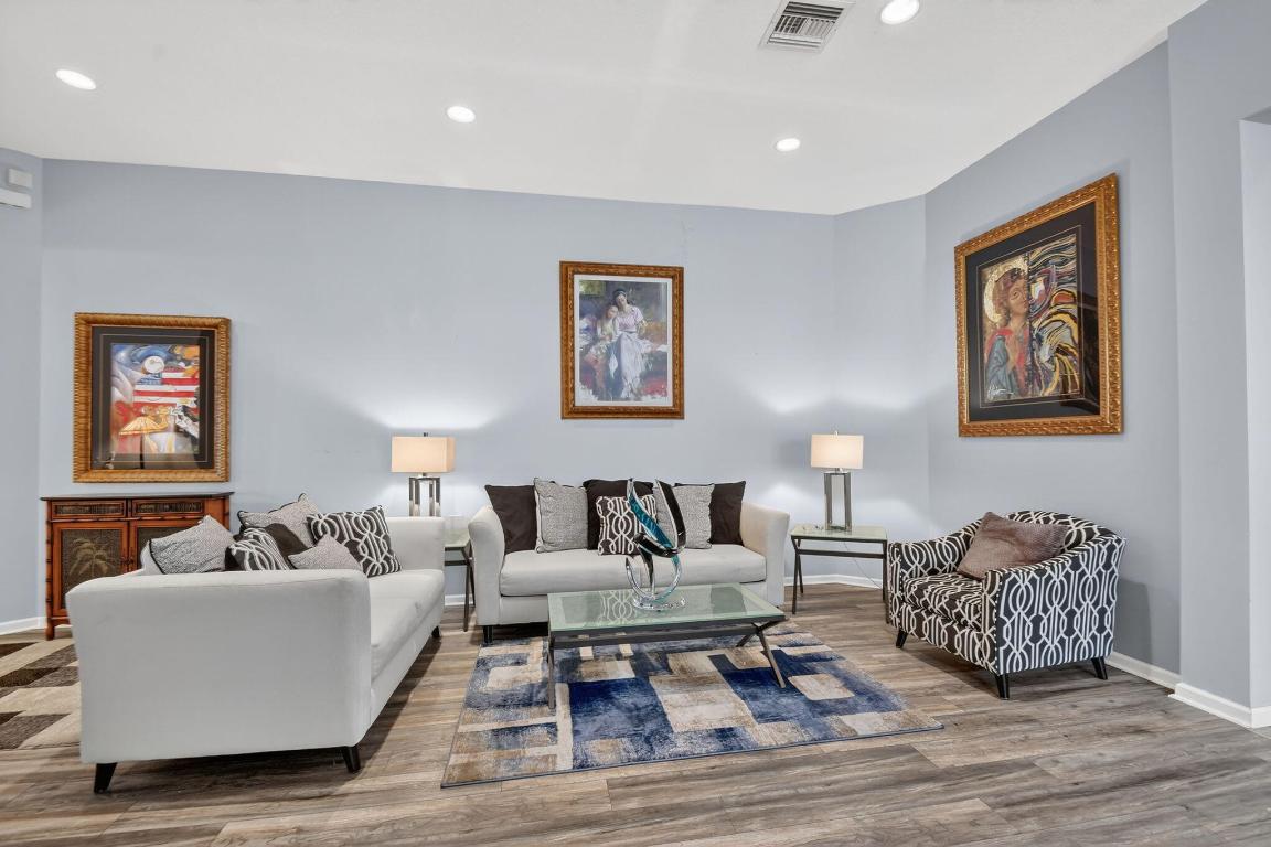 1848 Via Castello Wellington, FL 33411