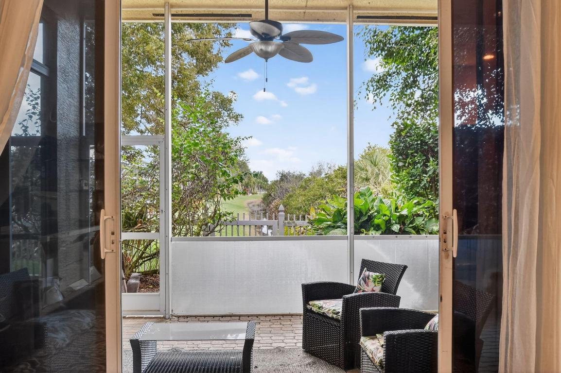 1848 Via Castello Wellington, FL 33411