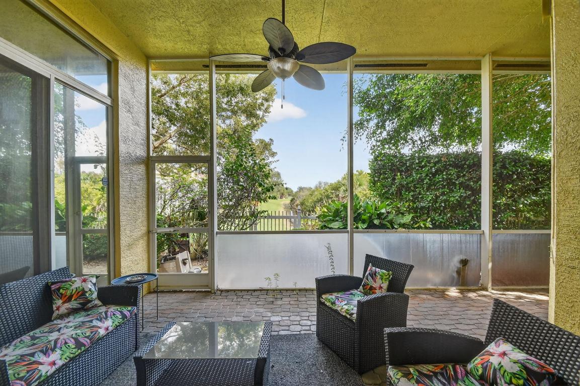 1848 Via Castello Wellington, FL 33411