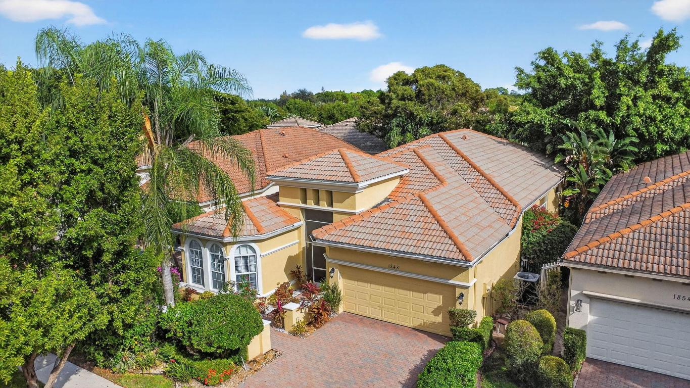 1848 Via Castello Wellington, FL 33411