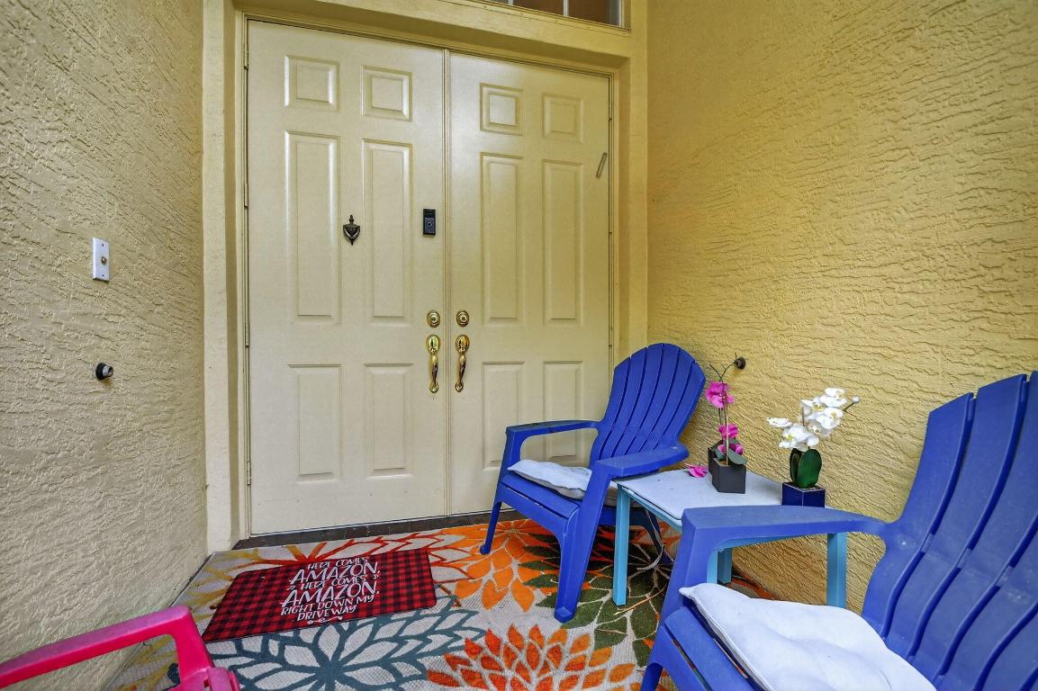 1848 Via Castello Wellington, FL 33411