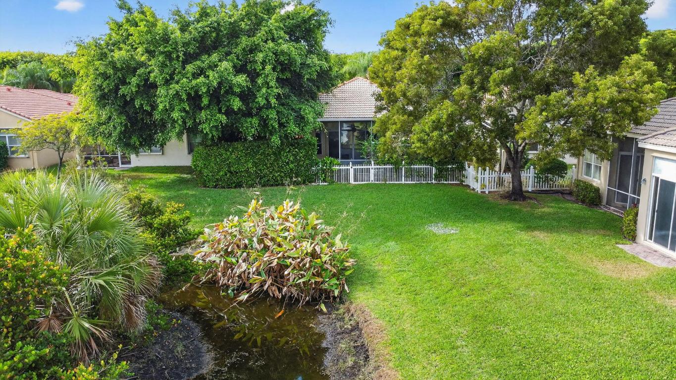 1848 Via Castello Wellington, FL 33411