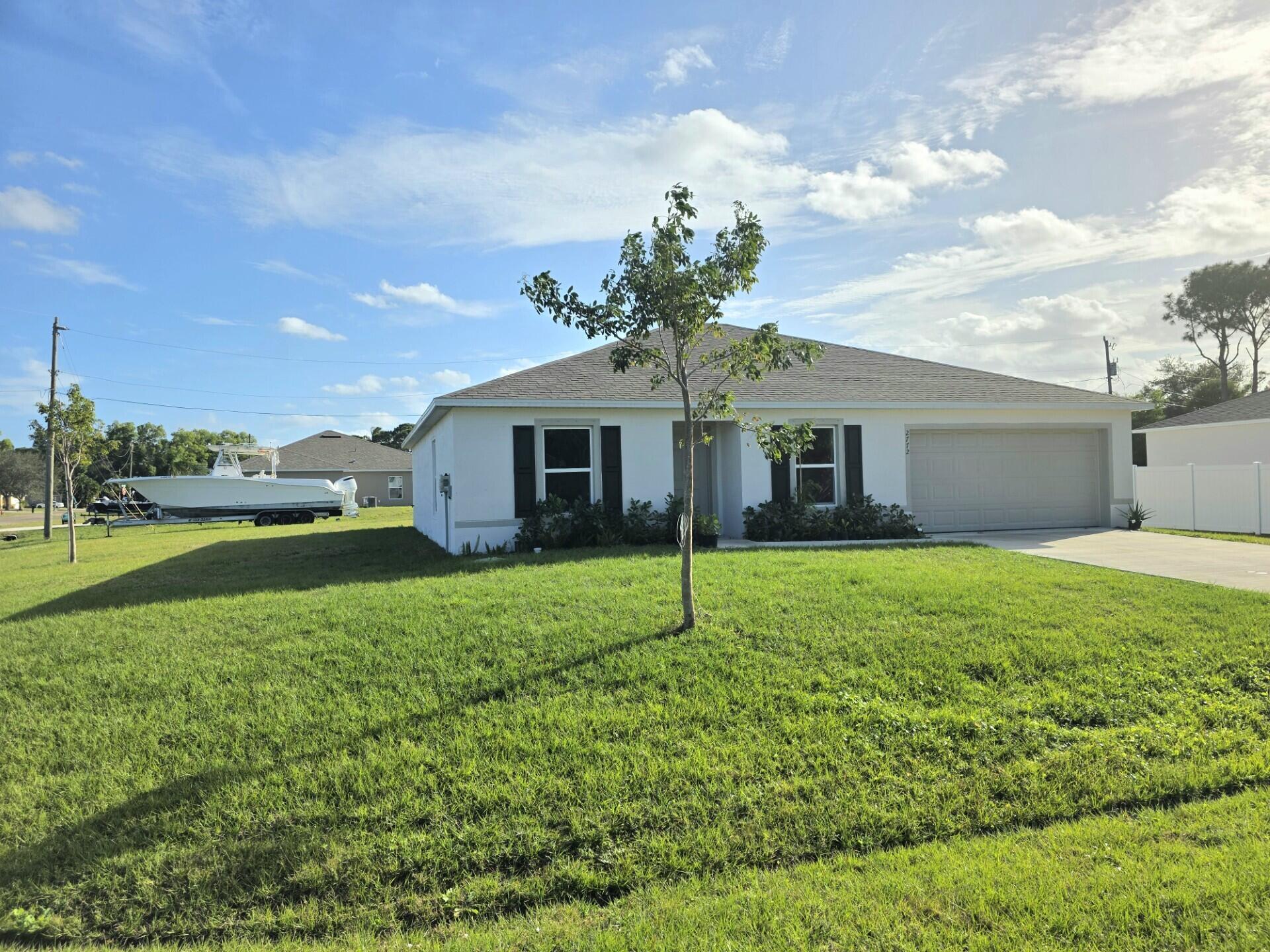 2772 SE Garfield Ave Port St Lucie, FL 34952