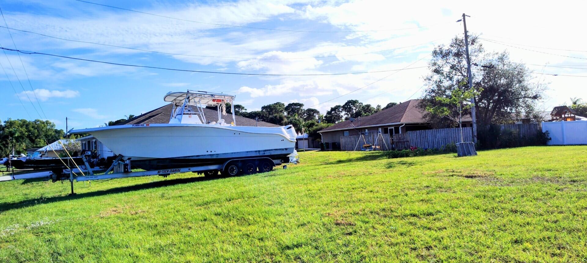 2772 SE Garfield Ave Port St Lucie, FL 34952