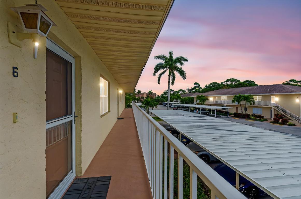 2950 SE Ocean #119-6