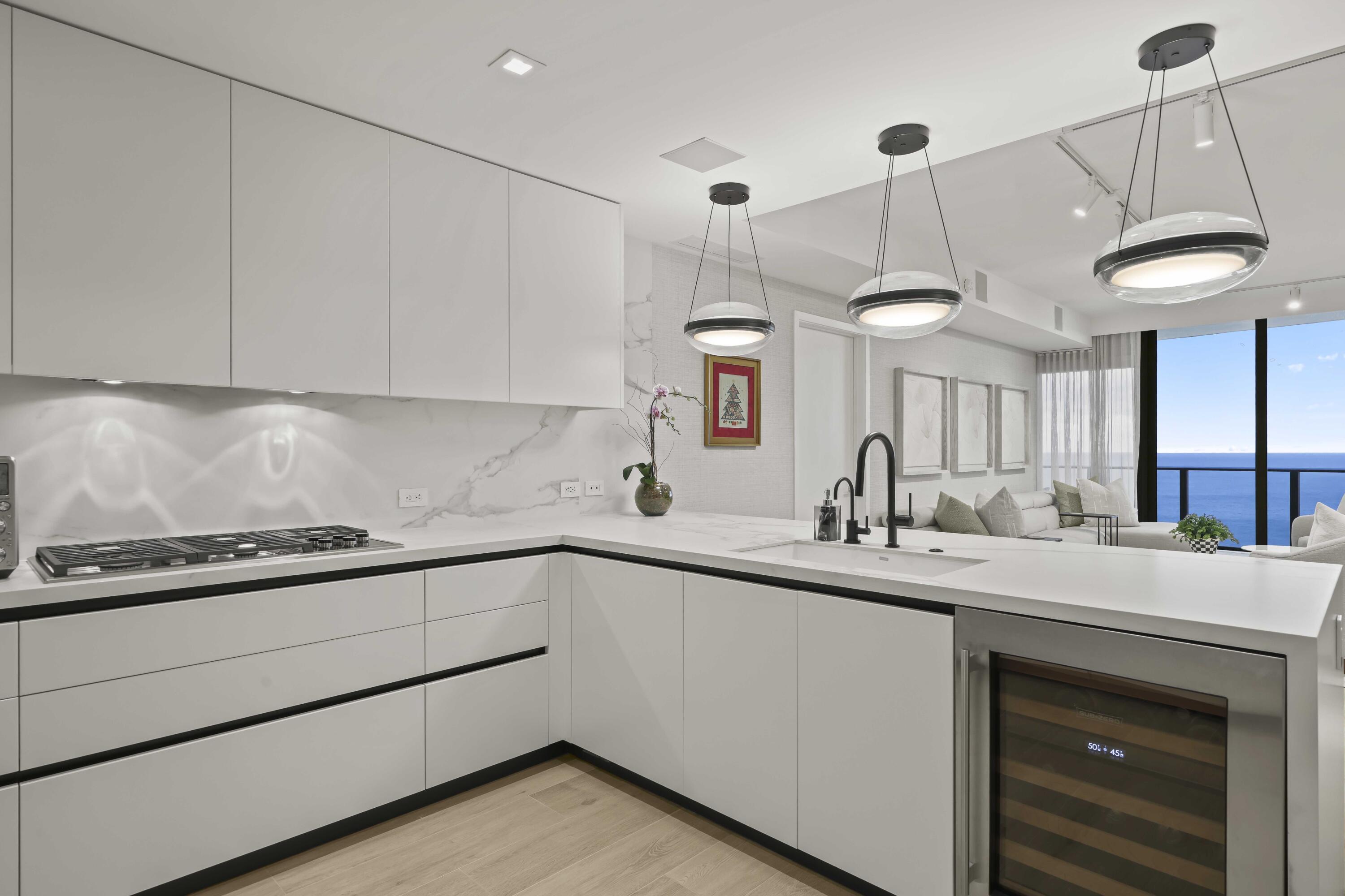 1116 N Ocean #805 Pompano Beach, FL 33062