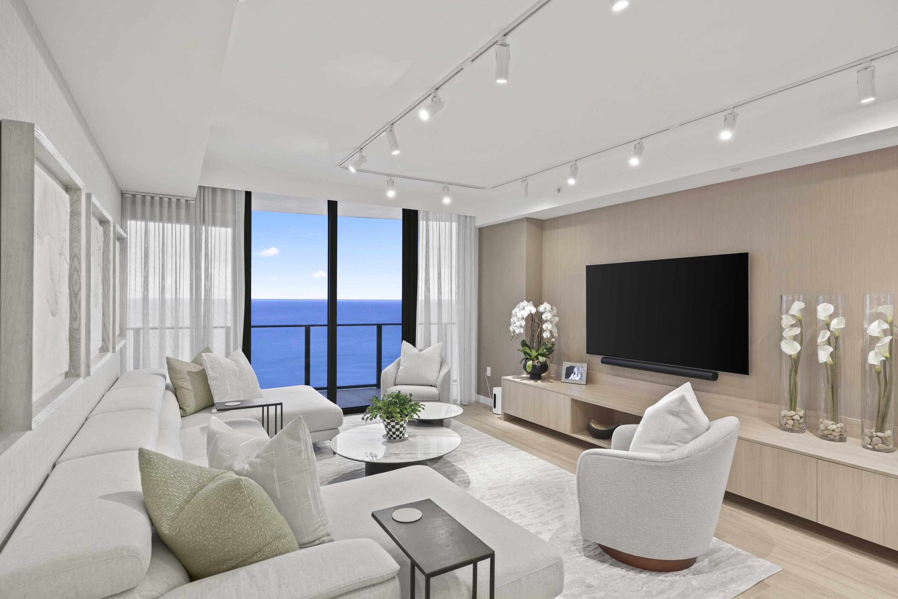 1116 N Ocean #805 Pompano Beach, FL 33062