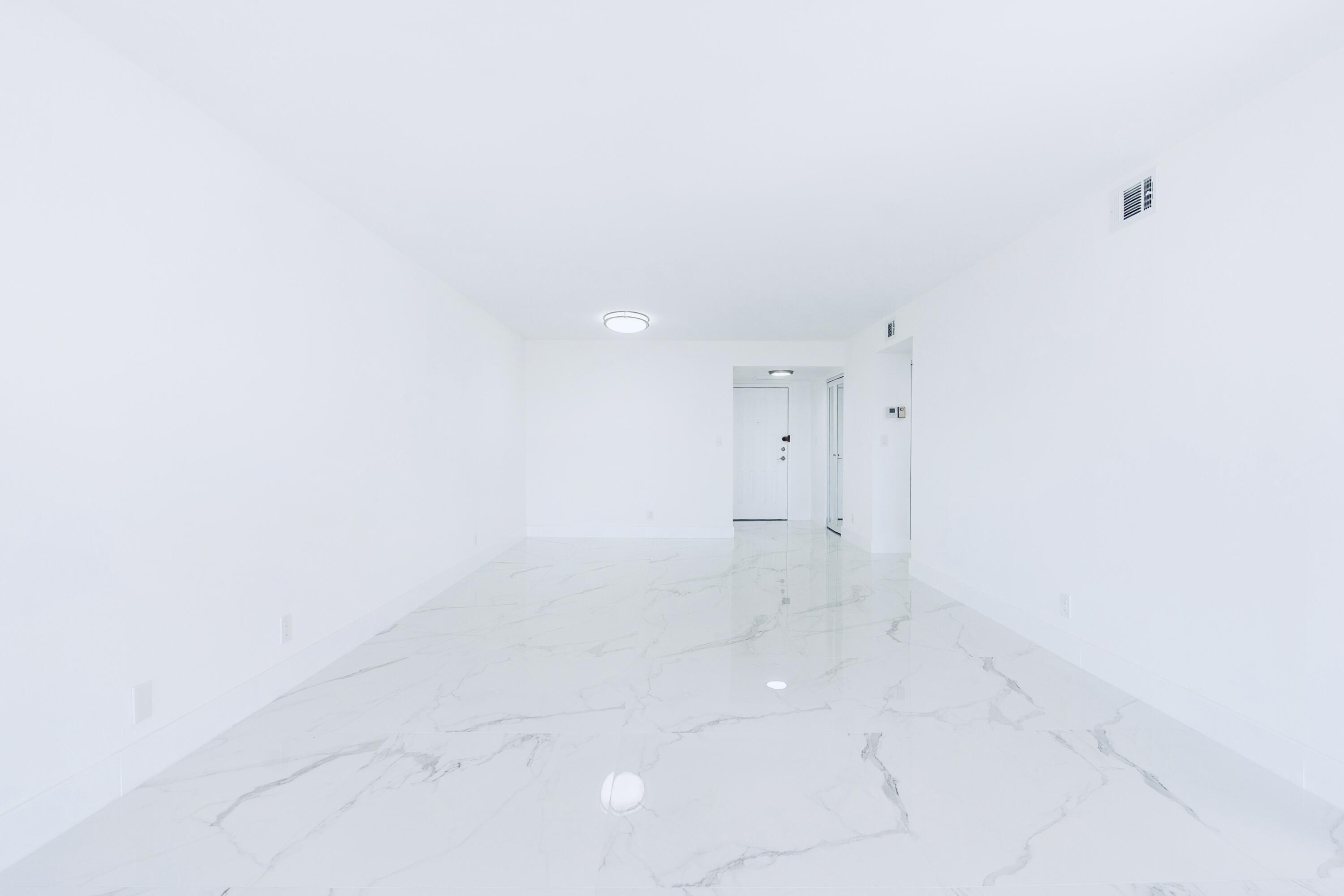 600 Parkview #718 Hallandale Beach, FL 33009