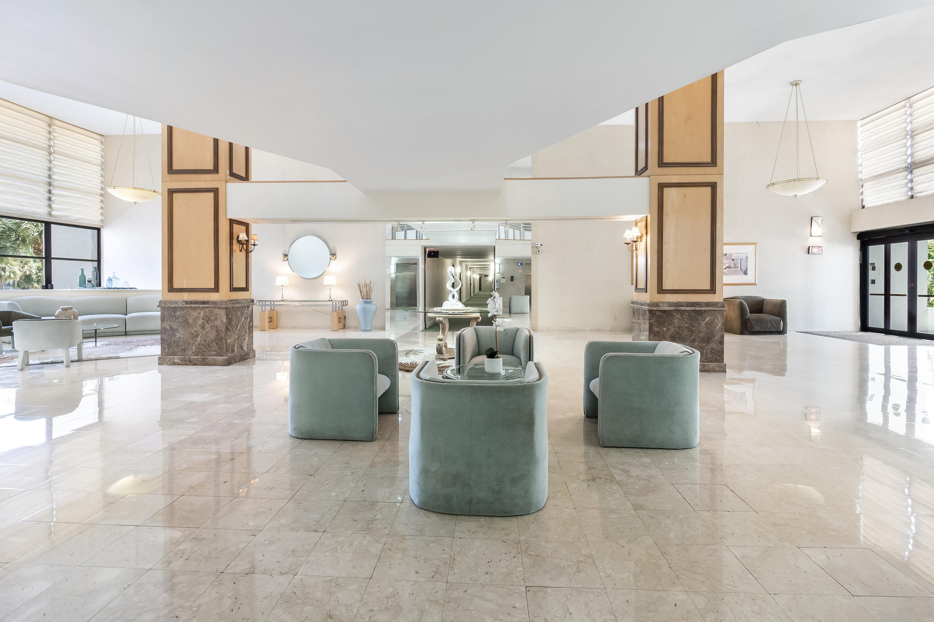 600 Parkview #718 Hallandale Beach, FL 33009