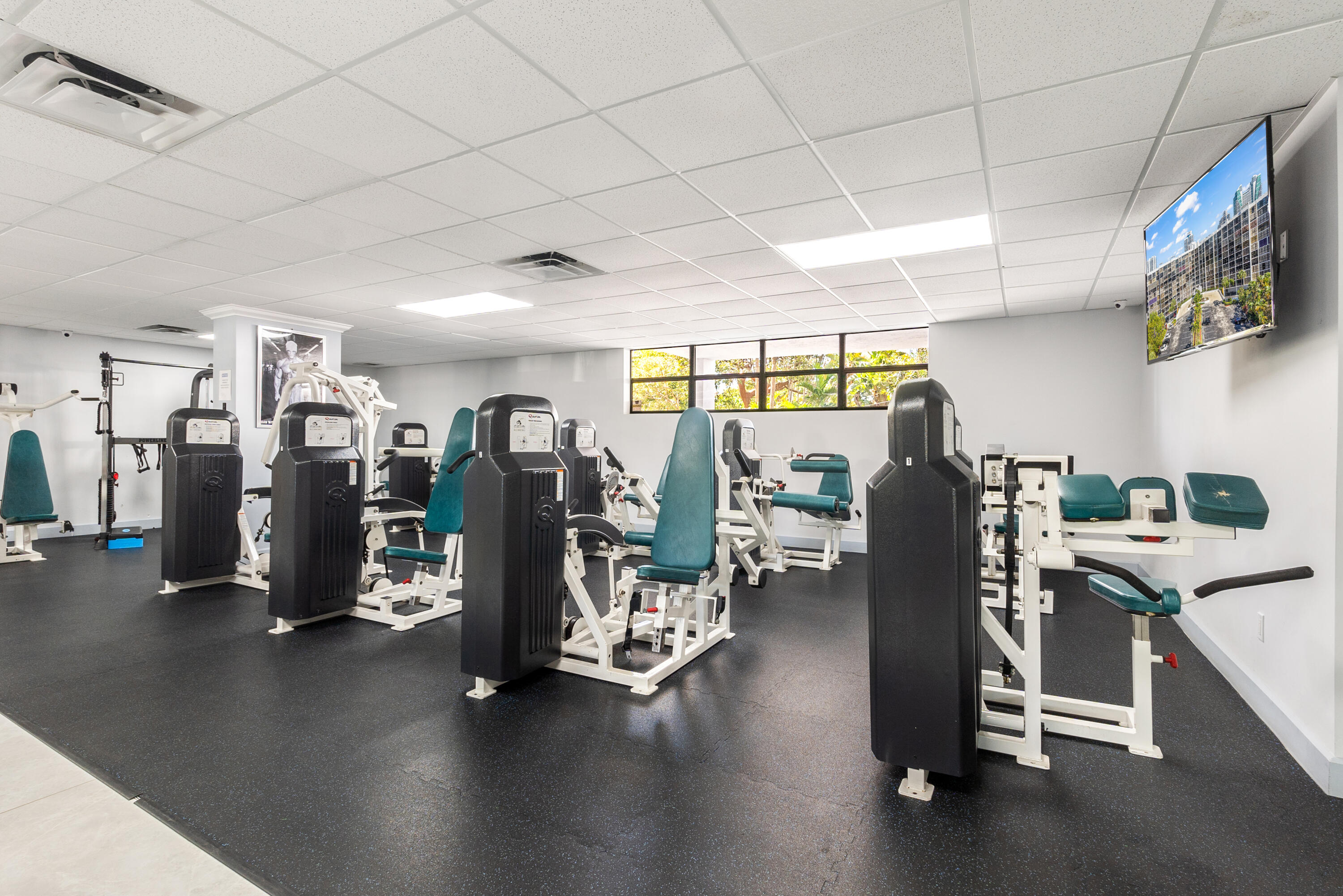 600 Parkview #718 Hallandale Beach, FL 33009