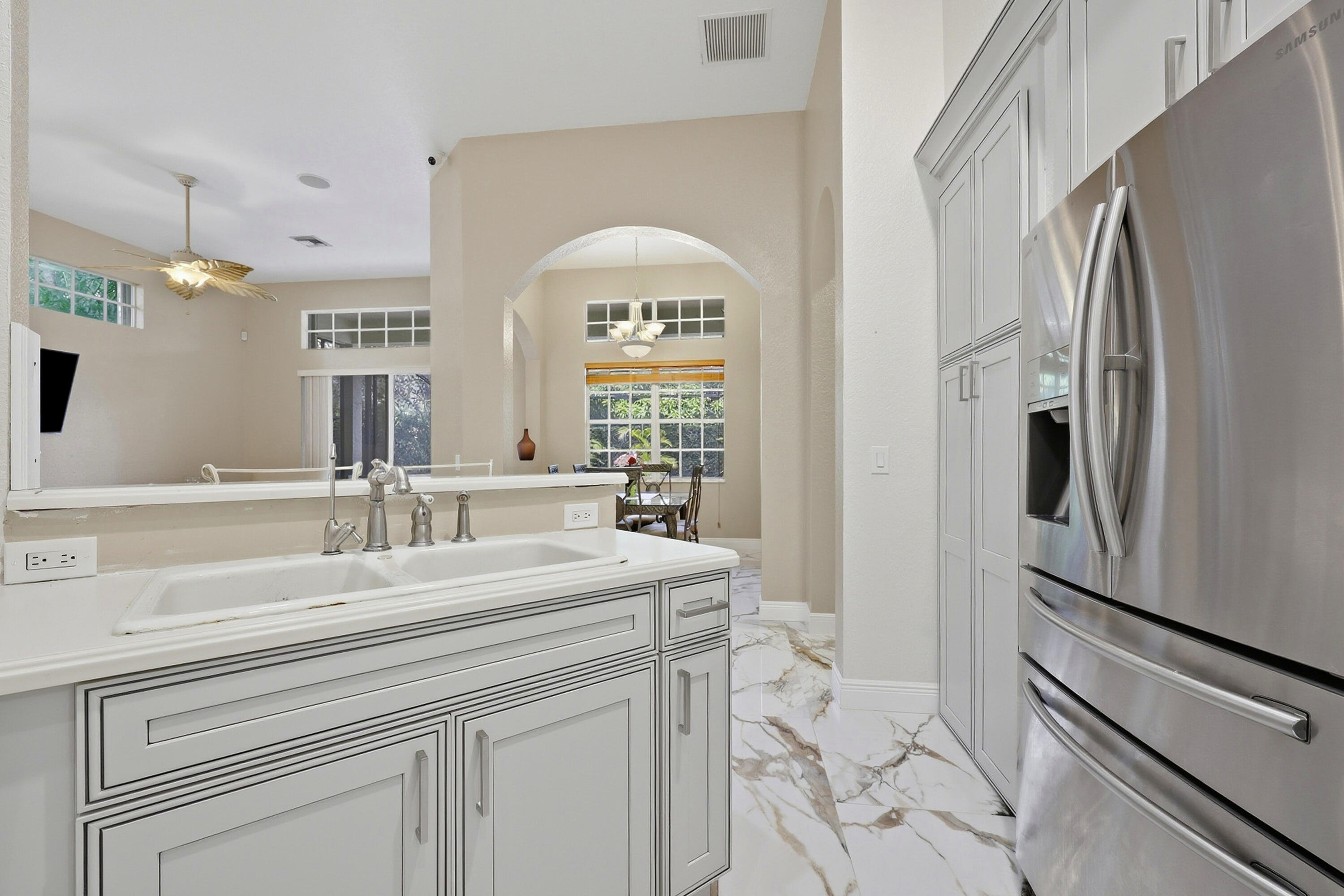 123 Via Santa Cruz Jupiter, FL 33458