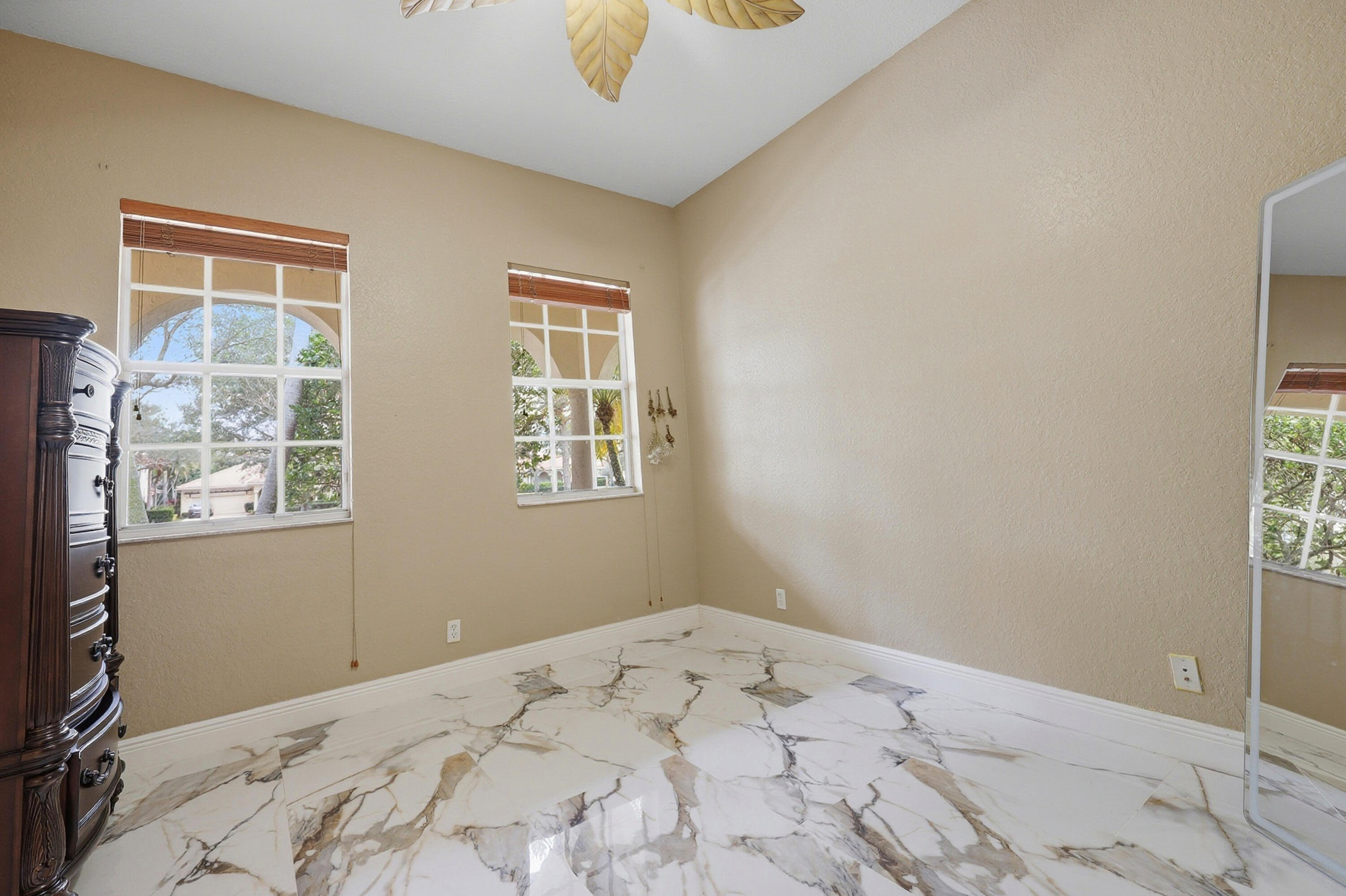 123 Via Santa Cruz Jupiter, FL 33458