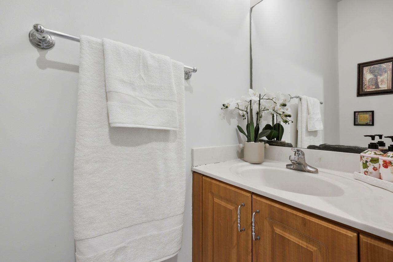 123 Via Santa Cruz Jupiter, FL 33458