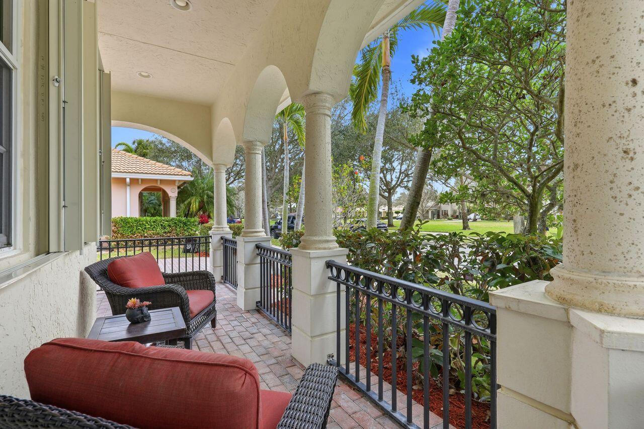 123 Via Santa Cruz Jupiter, FL 33458