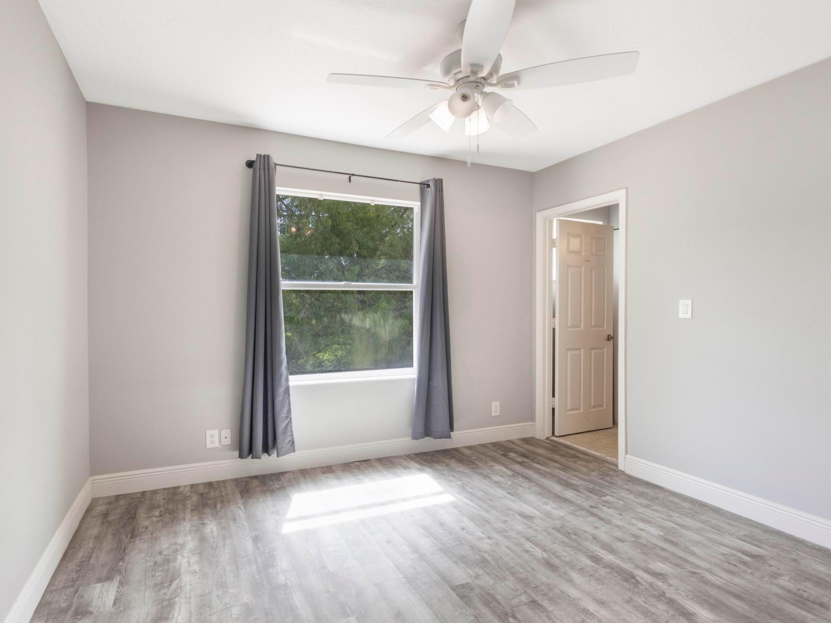 1527 Barrymore Wellington, FL 33414