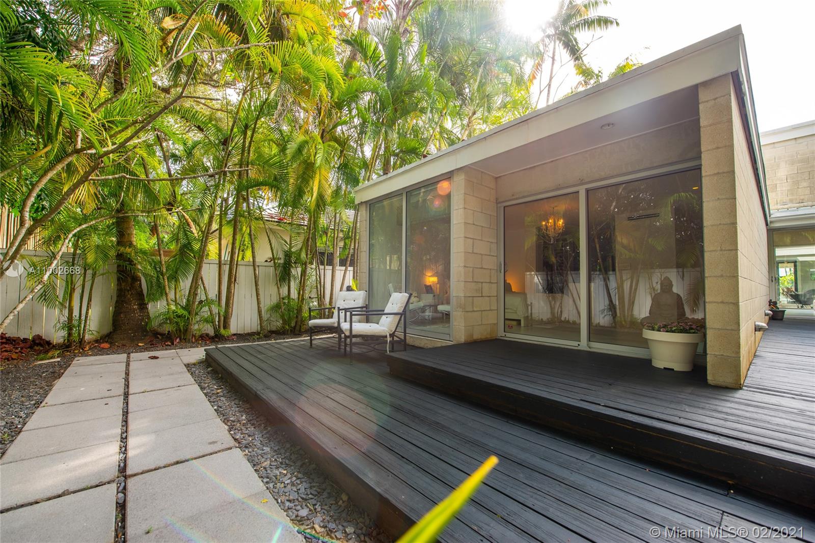 4135 Crawford Ave Miami, FL 33133