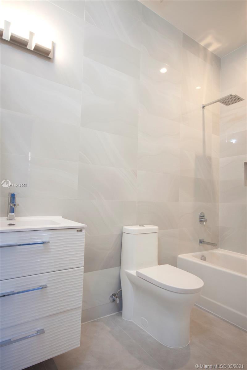 3229 Day Ave #3229 Miami, FL 33133