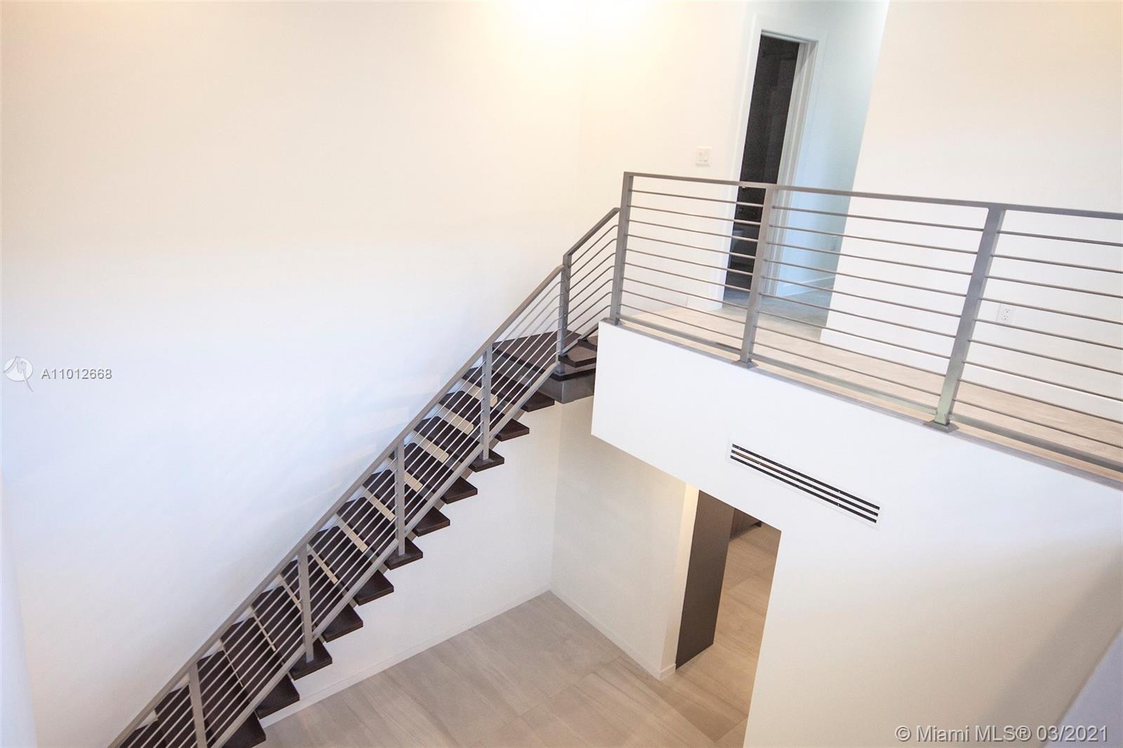 3229 Day Ave #3229 Miami, FL 33133