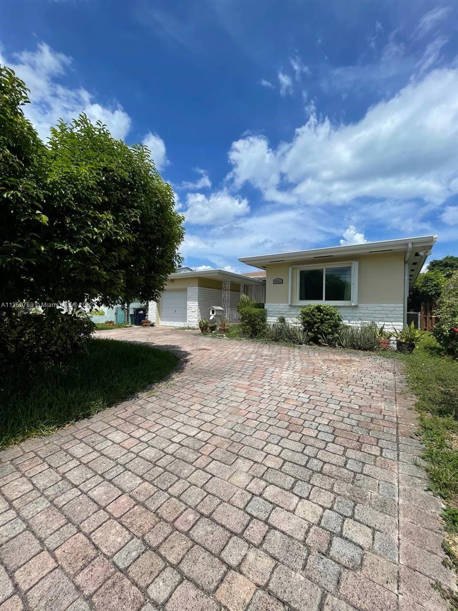 8851 Byron Ave, Surfside MLS A11259768 For Sale