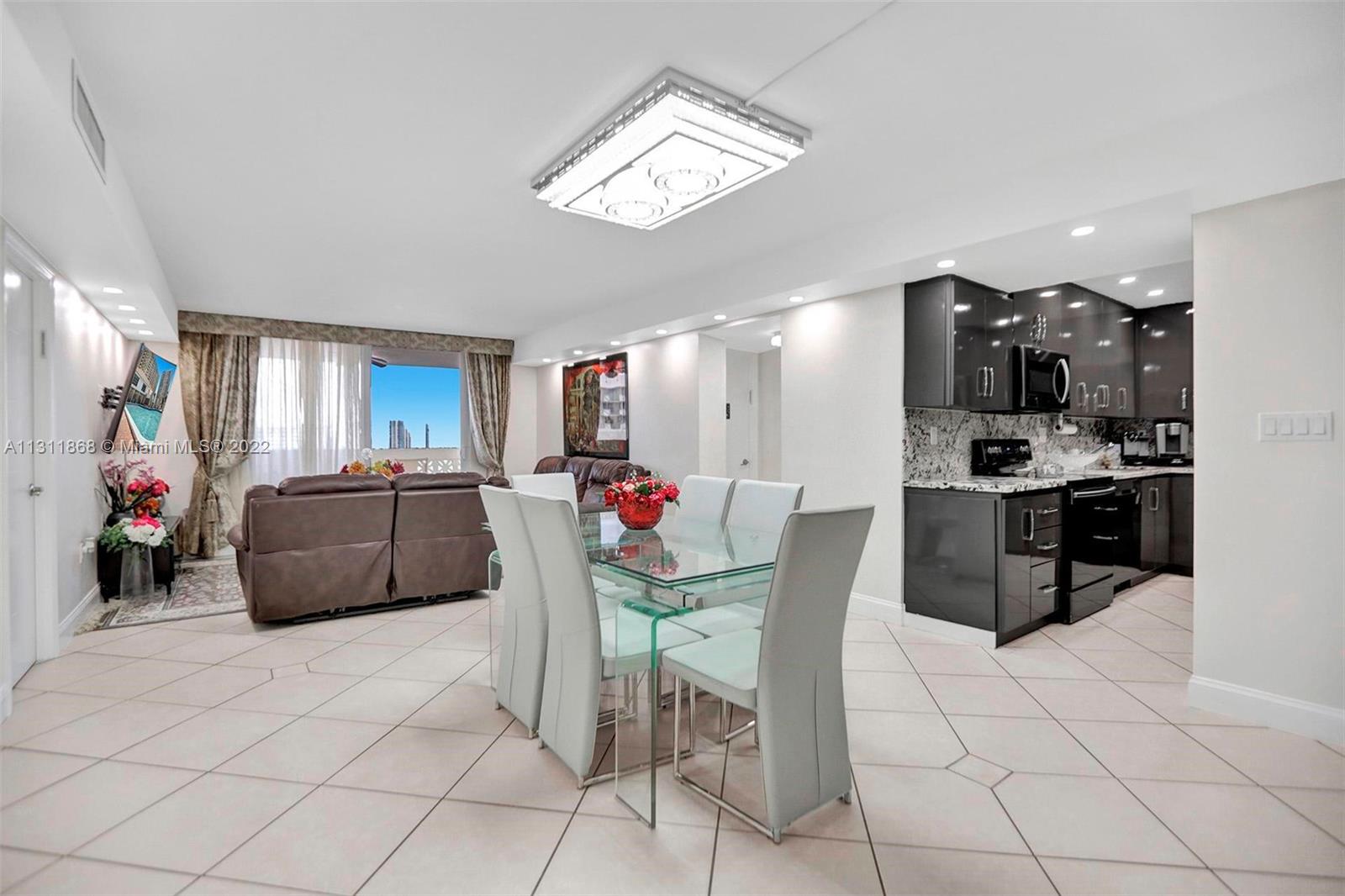 1833 S Ocean Dr #1804