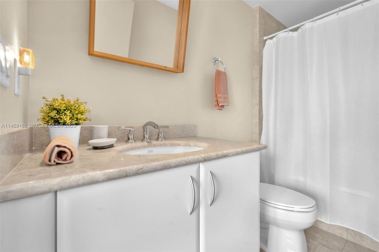 image Jade at Brickell Bay25