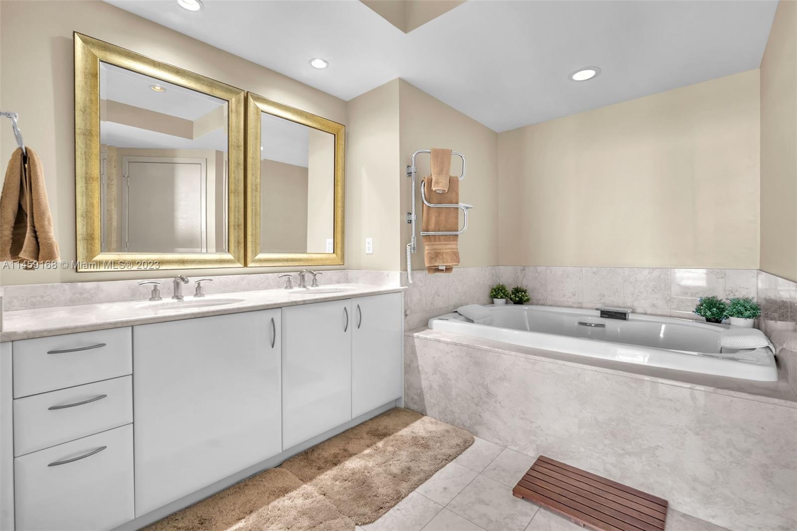 image Jade at Brickell Bay27