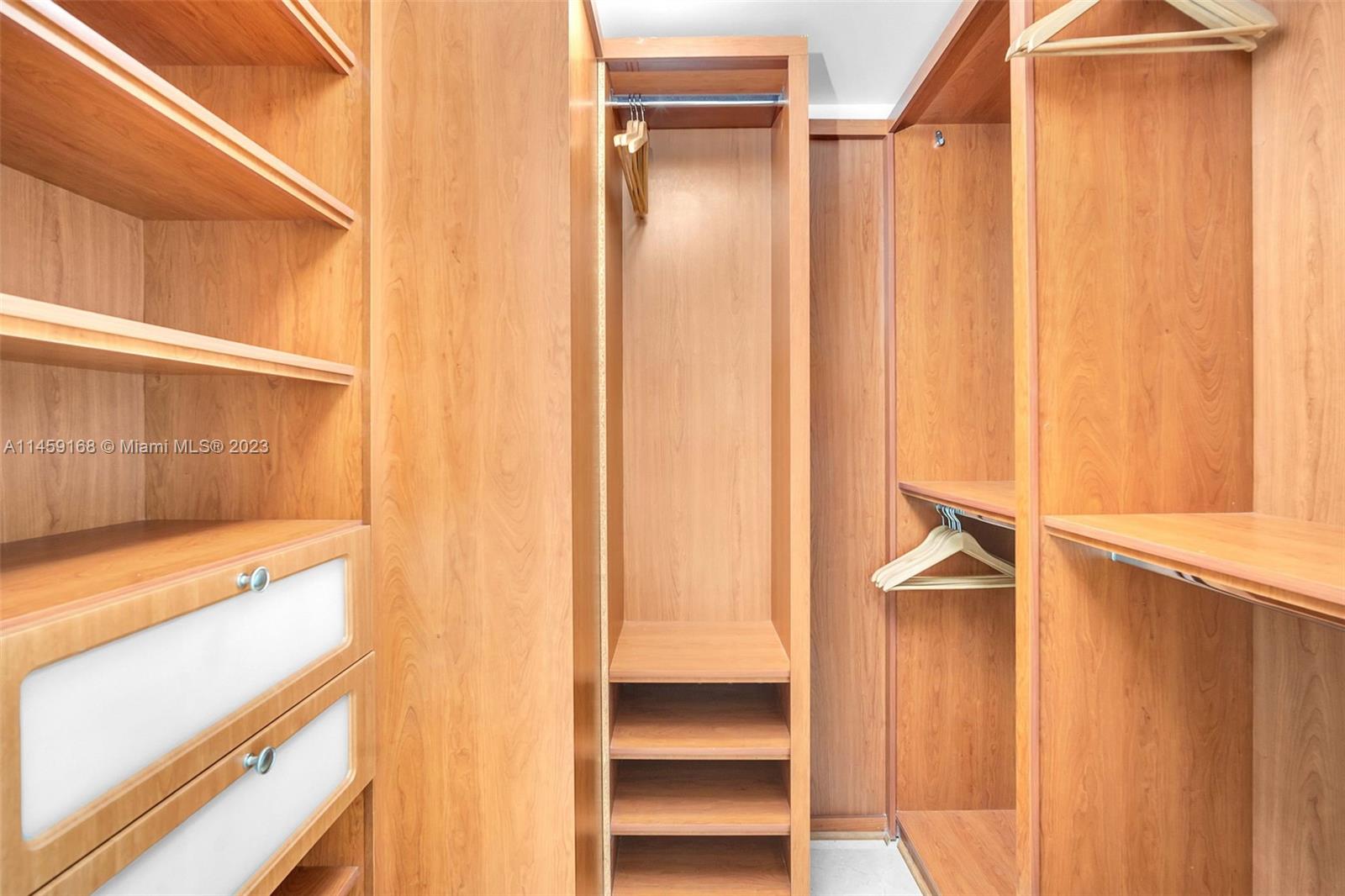 image Jade at Brickell Bay29