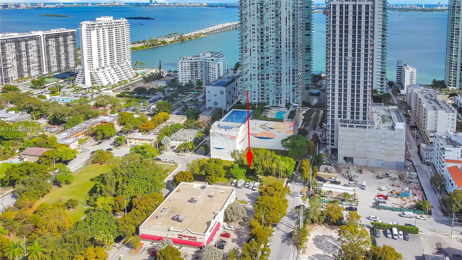 380 NE 32th St Miami, FL 33137