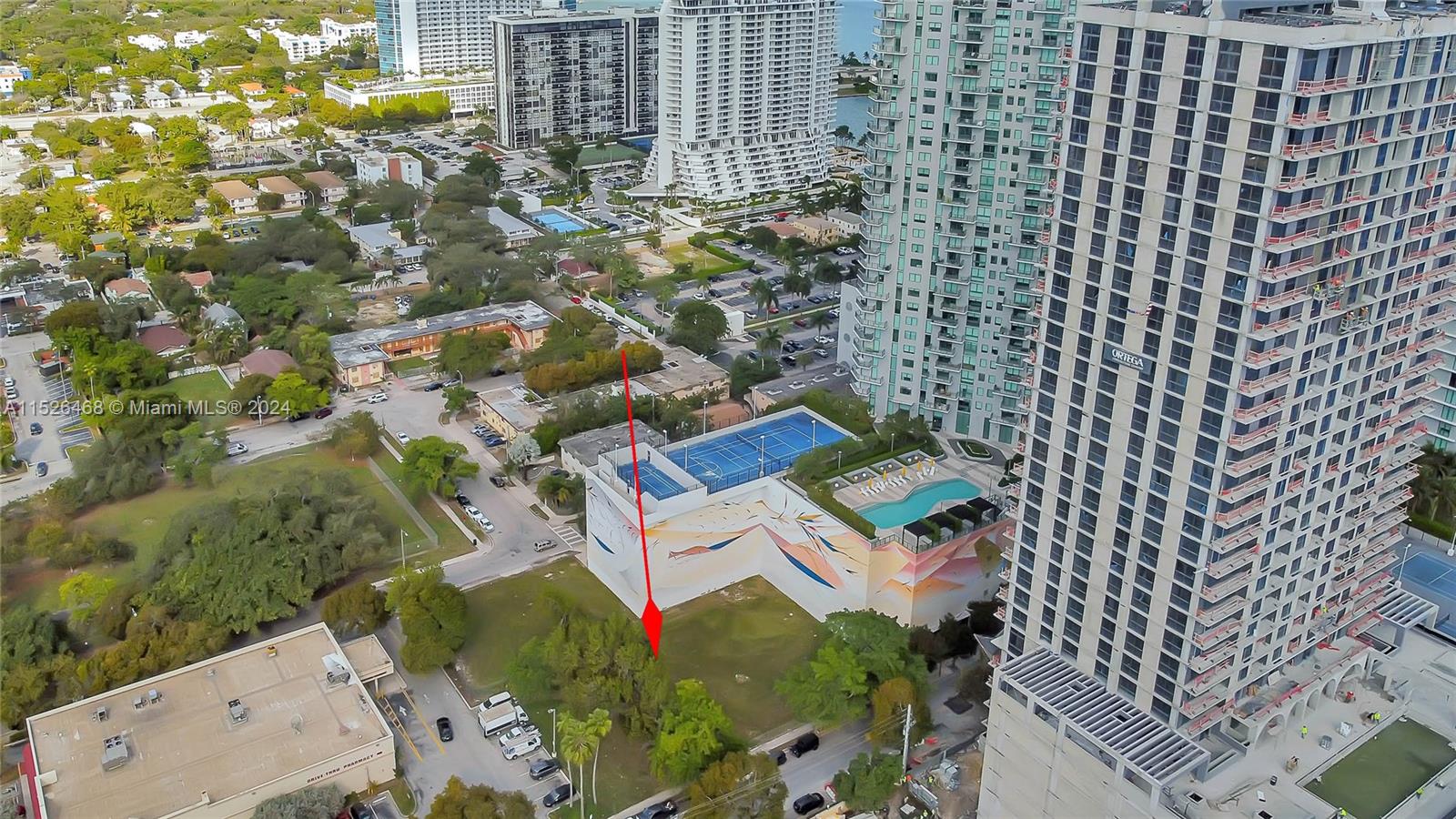 380 NE 32th St Miami, FL 33137