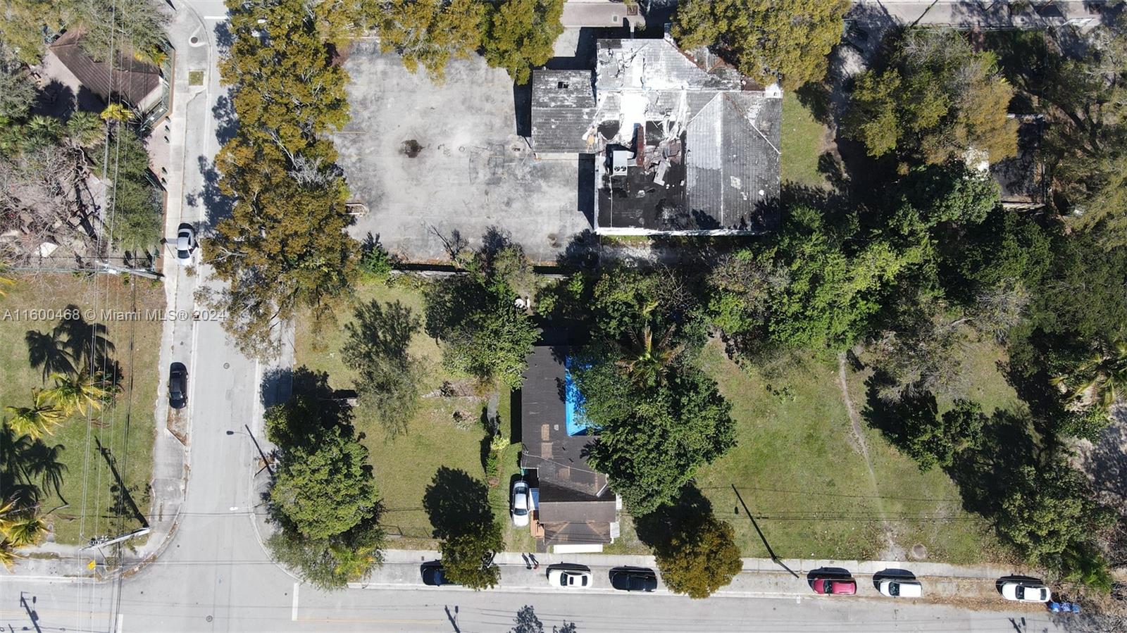 3373 Thomas Ave,Miami, FL 33133
