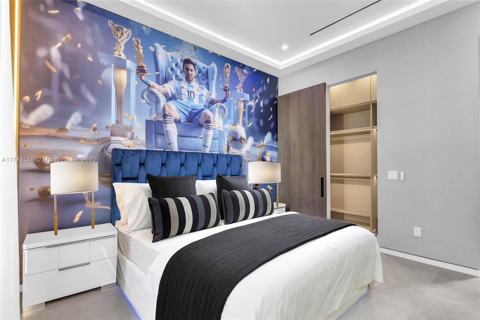 9890 SW 64th St Miami, FL 33173