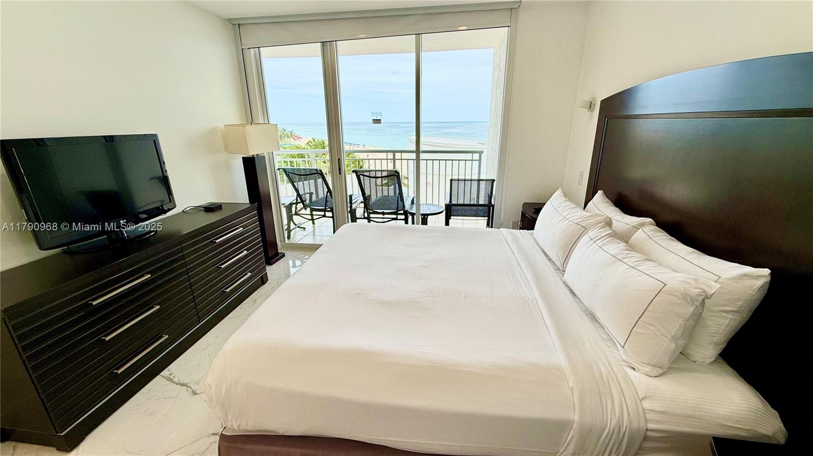 image Ocean Point Beach Club31