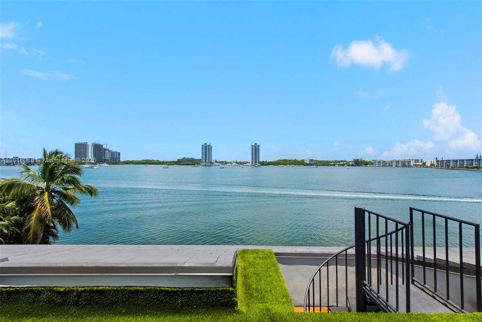 3209 NE 169th St North Miami Beach, FL 33160 3209 NE 169th St North Miami Beach, FL 33160