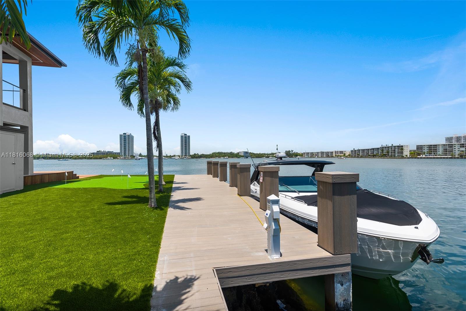 3209 NE 169th St North Miami Beach, FL 33160 3209 NE 169th St North Miami Beach, FL 33160